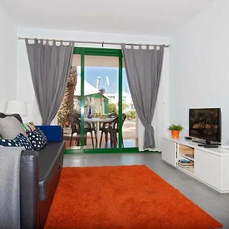 Luxury Front Apartmentos Tahiche Apartment *